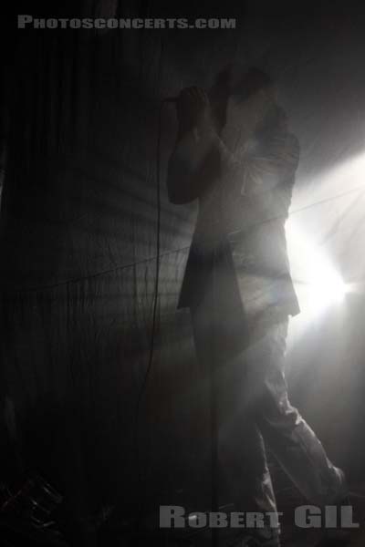 THE AMPLIFETES - 2010-05-17 - PARIS - Point Ephemere - 